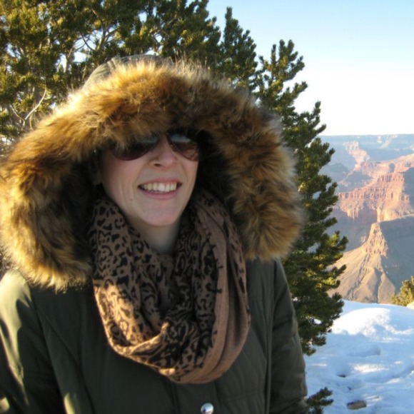 Meet your Posher, Mariel - Picture 1 of 1